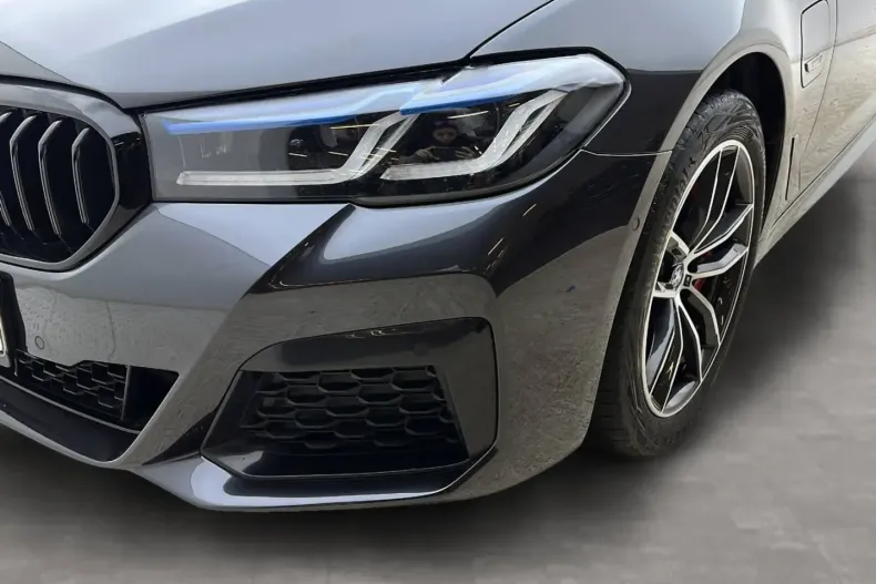 BMW 545 din 2022 cu 89.945 km - oferta BMW166737 - foto 4