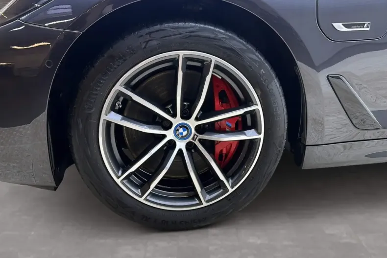 BMW 545 din 2022 cu 89.945 km - oferta BMW166737 - foto 6