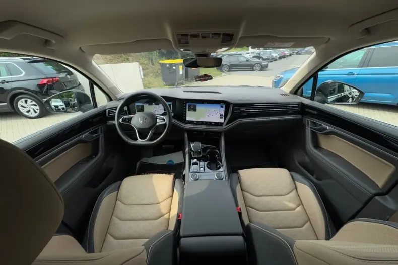 Volkswagen Touareg din 2024 cu 10.999 km - oferta VOL166738 - foto 15