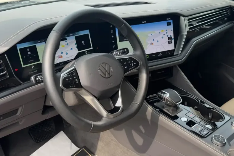 Volkswagen Touareg din 2024 cu 10.999 km - oferta VOL166738 - foto 20
