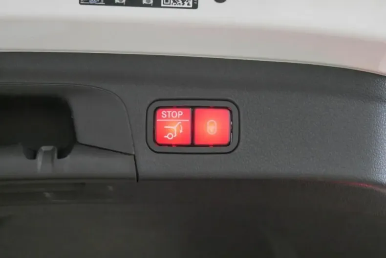 Mercedes-Benz GLE 53 AMG din 2024 cu 11.495 km - oferta MER166739 - foto 15