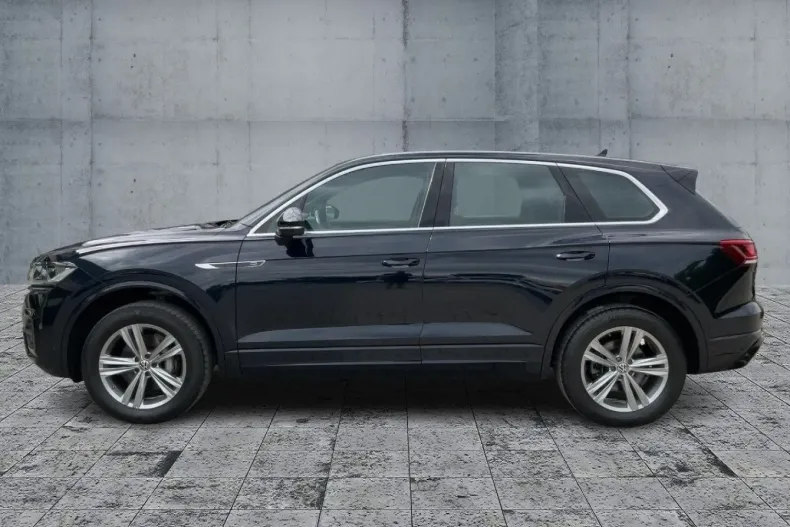 Volkswagen Touareg din 2022 cu 77.448 km - oferta VOL166741 - foto 3