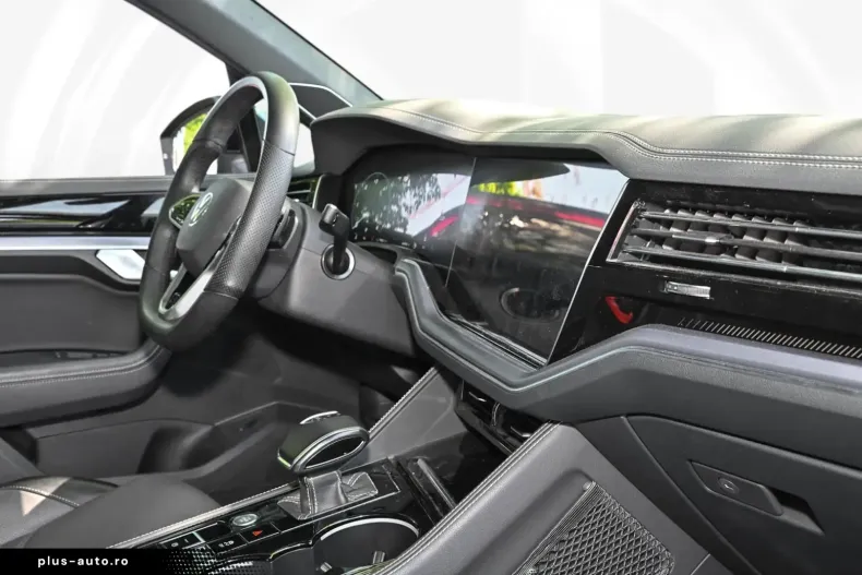 Volkswagen Touareg din 2023 cu 64.923 km - oferta VOL166742 - foto 10