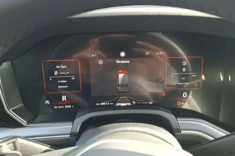 Volkswagen Touareg din 2025 cu 27.063 km - oferta VOL166743 - foto 9