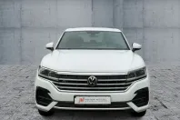 Volkswagen Touareg din 2022 cu 81.238 km - oferta VOL166744 - foto 2