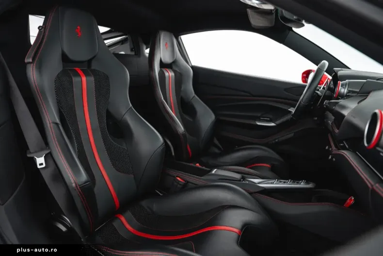 Ferrari F8 din 2022 cu 9.441 km - oferta FER166745 - foto 13