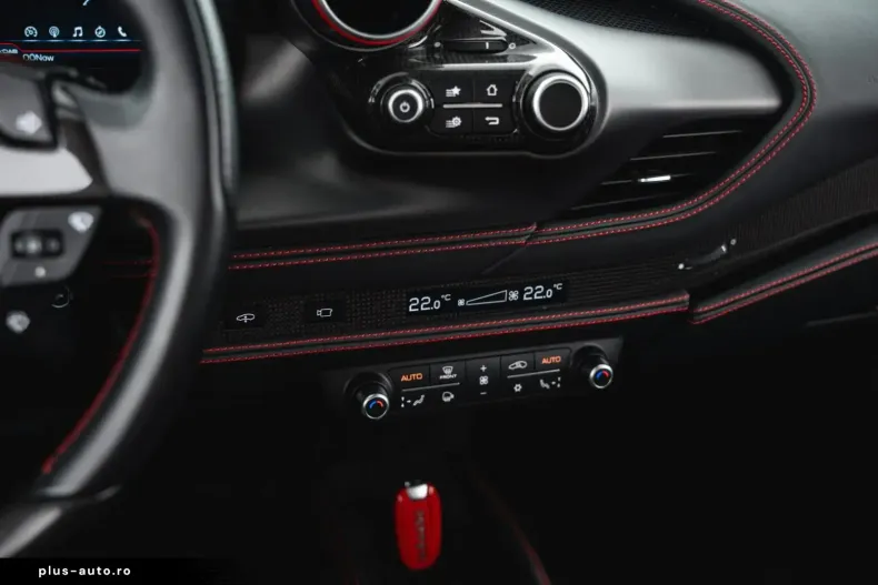 Ferrari F8 din 2022 cu 9.441 km - oferta FER166745 - foto 19