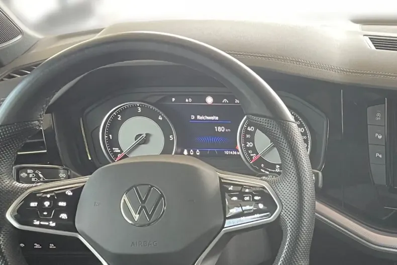 Volkswagen Touareg din 2022 cu 99.989 km - oferta VOL166746 - foto 9