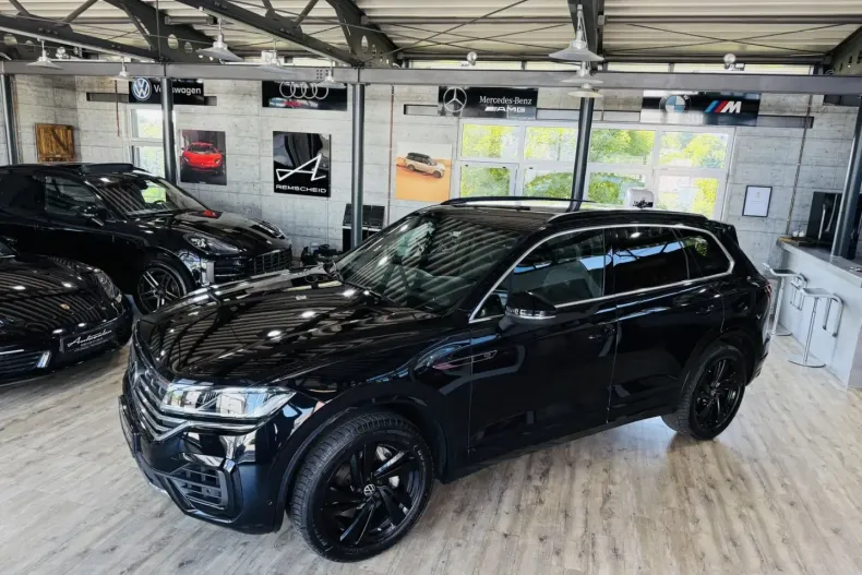 Volkswagen Touareg din 2022 cu 92.852 km - oferta VOL166748 - foto 2