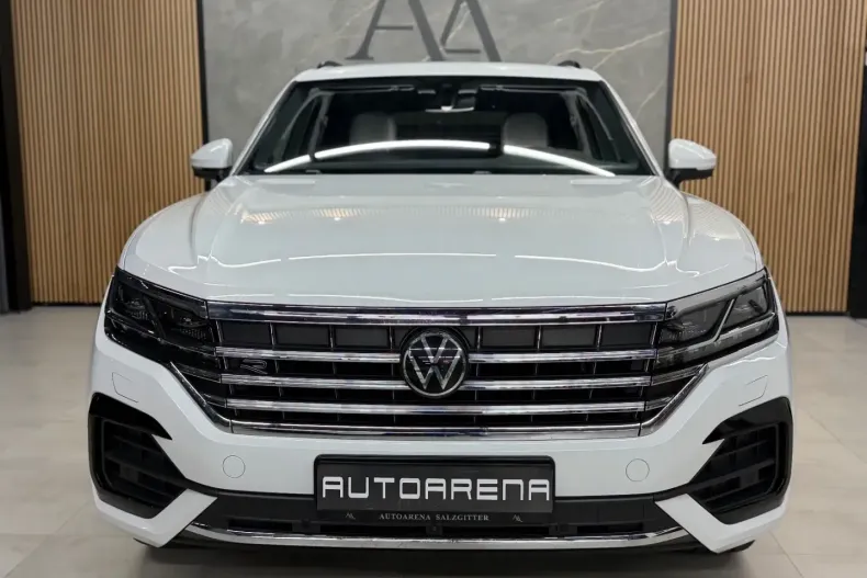Volkswagen Touareg din 2022 cu 64.100 km - oferta VOL166750 - foto 4