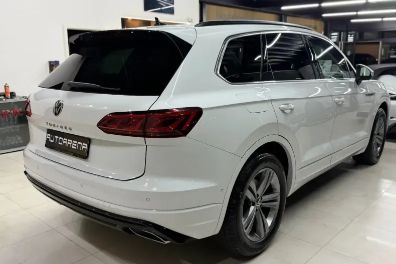 Volkswagen Touareg din 2022 cu 64.100 km - oferta VOL166750 - foto 9