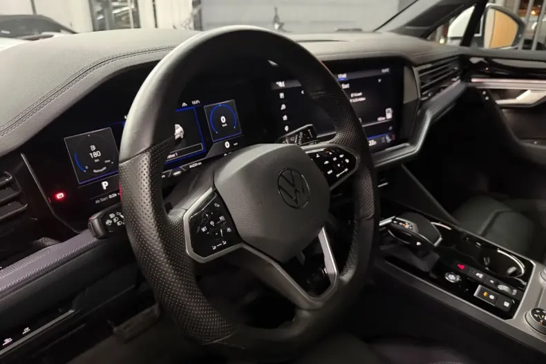 Volkswagen Touareg din 2022 cu 64.100 km - oferta VOL166750 - foto 11