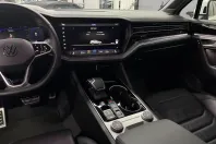 Volkswagen Touareg din 2022 cu 64.100 km - oferta VOL166750 - foto 13