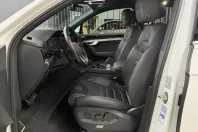 Volkswagen Touareg din 2022 cu 64.100 km - oferta VOL166750 - foto 14