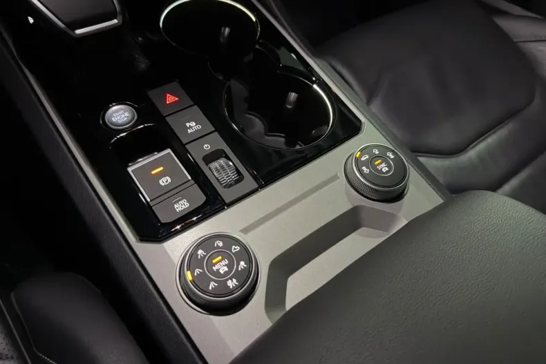 Volkswagen Touareg din 2022 cu 64.100 km - oferta VOL166750 - foto 25