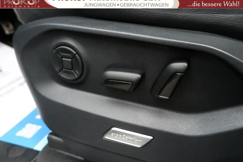 Volkswagen Touareg din 2022 cu 77.250 km - oferta VOL166752 - foto 18