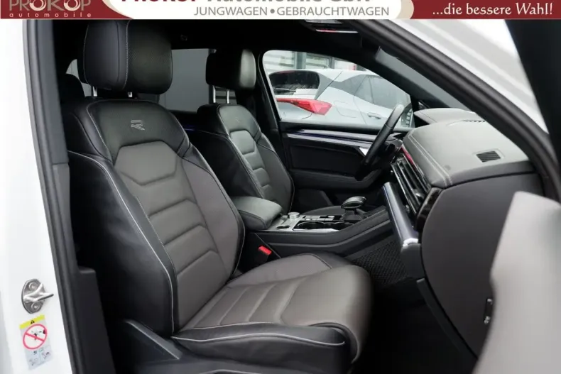 Volkswagen Touareg din 2022 cu 77.250 km - oferta VOL166752 - foto 20