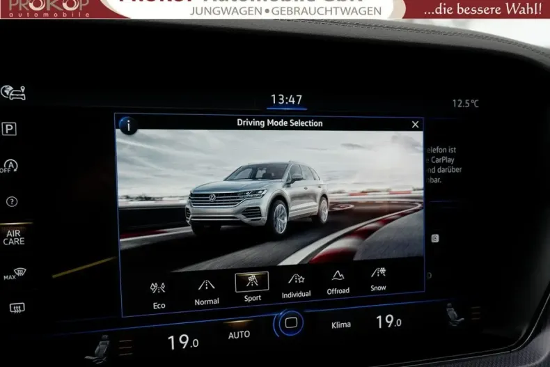 Volkswagen Touareg din 2022 cu 77.250 km - oferta VOL166752 - foto 41