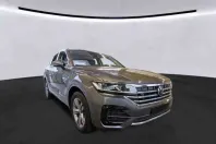 Volkswagen Touareg din 2022 cu 51.918 km - oferta VOL166754 - foto 1