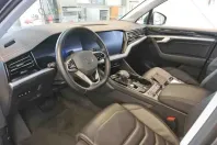 Volkswagen Touareg din 2022 cu 51.918 km - oferta VOL166754 - foto 4