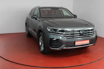 Volkswagen Touareg din 2022 - oferta VOL166755