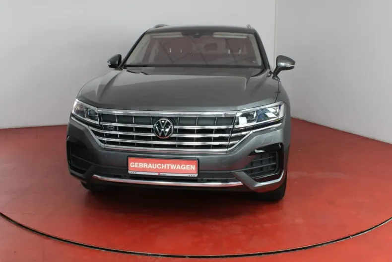 Volkswagen Touareg din 2022 cu 58.414 km - oferta VOL166755 - foto 19