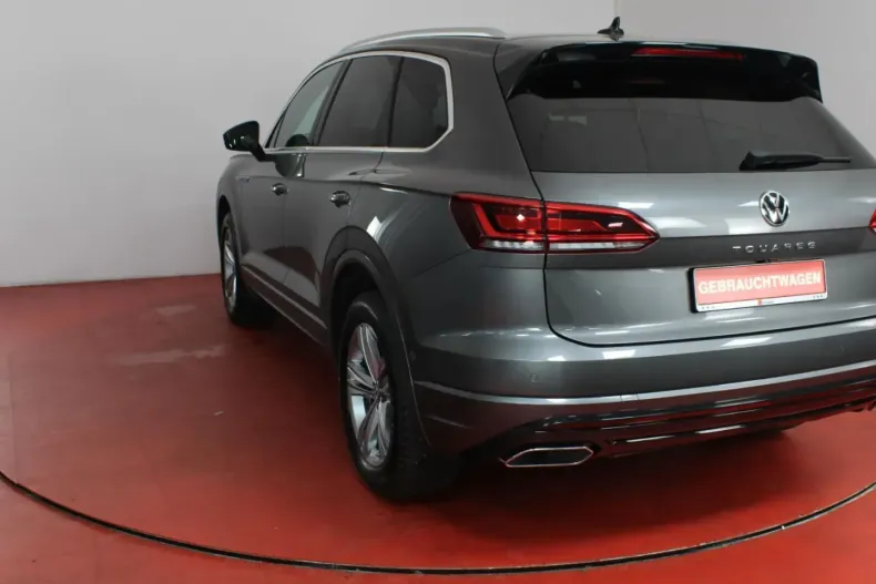 Volkswagen Touareg din 2022 cu 58.414 km - oferta VOL166755 - foto 28