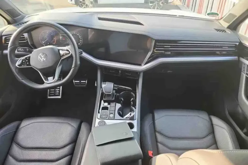 Volkswagen Touareg din 2022 cu 37.090 km - oferta VOL166758 - foto 6