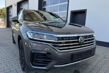 Volkswagen Touareg din 2022 - oferta VOL166760