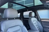 Volkswagen Touareg din 2022 cu 62.112 km - oferta VOL166760 - foto 13