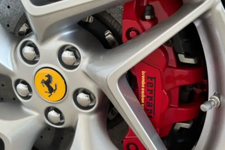 Ferrari F8 din 2021 cu 4.200 km - oferta FER166762 - foto 21