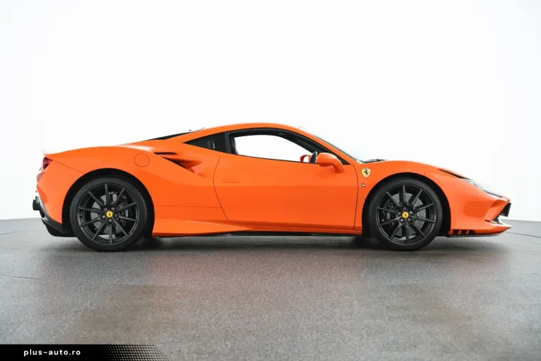 Ferrari F8 din 2022 cu 24.939 km - oferta FER166765 - foto 4