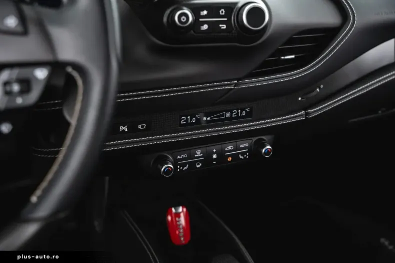 Ferrari F8 din 2022 cu 24.939 km - oferta FER166765 - foto 19