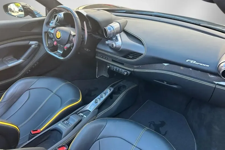 Ferrari F8 din 2023 cu 9.200 km - oferta FER166768 - foto 12