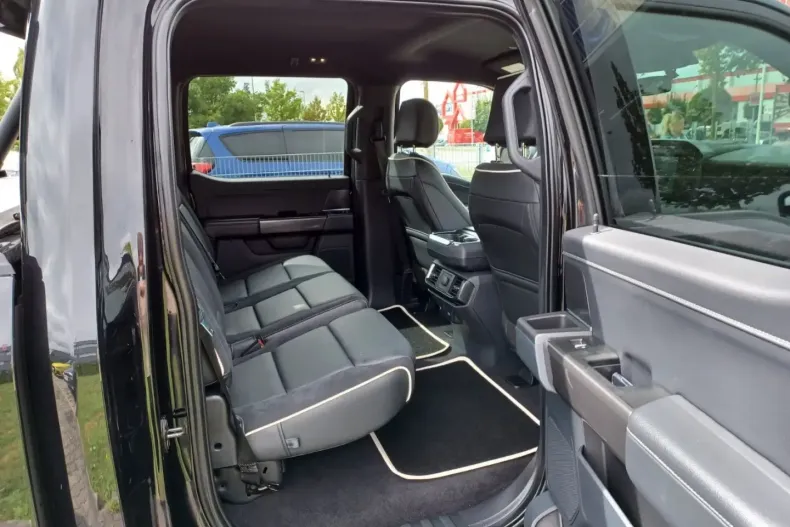 Ford F 150 din 2023 cu 45.378 km - oferta FOR166774 - foto 24