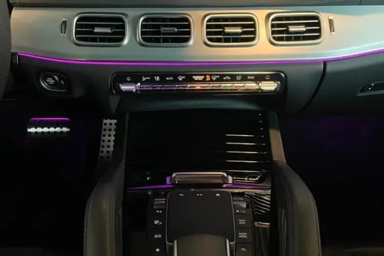 Mercedes-Benz GLE 300 din 2024 cu 10.300 km - oferta MER166781 - foto 14