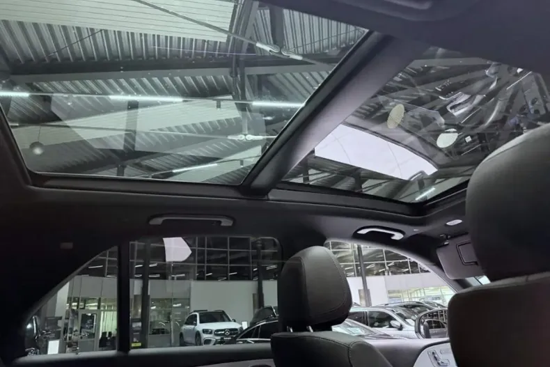 Mercedes-Benz GLE 350 din 2024 cu 8.900 km - oferta MER166789 - foto 6