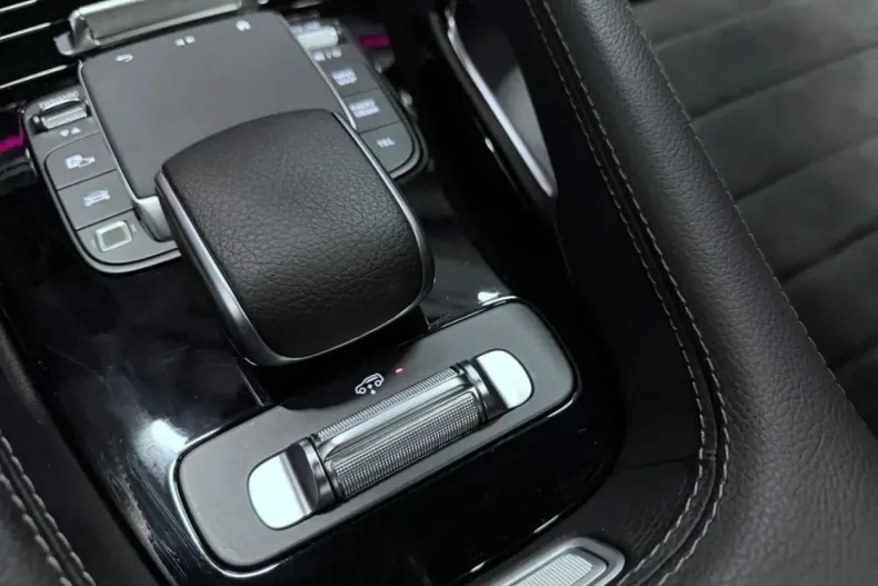 Mercedes-Benz GLE 350 din 2024 cu 8.900 km - oferta MER166789 - foto 13