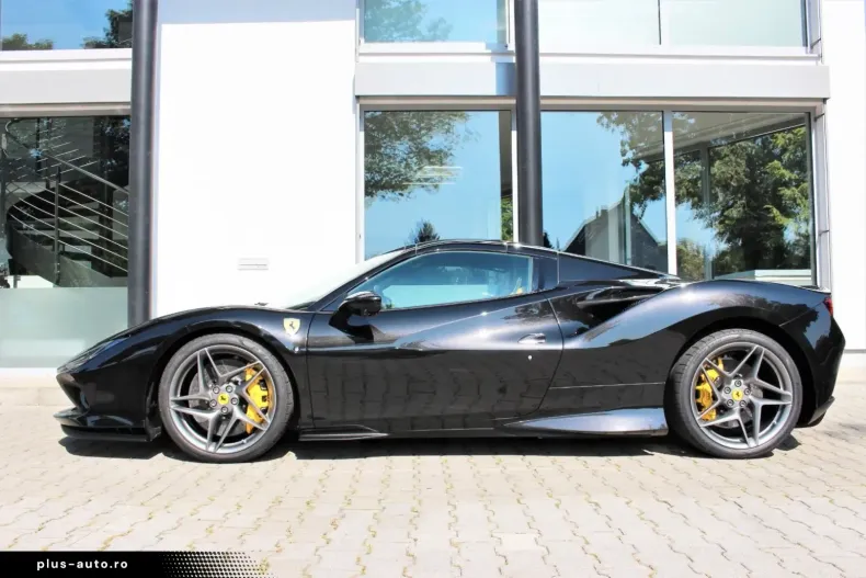 Ferrari F8 din 2022 cu 6.400 km - oferta FER166790 - foto 12