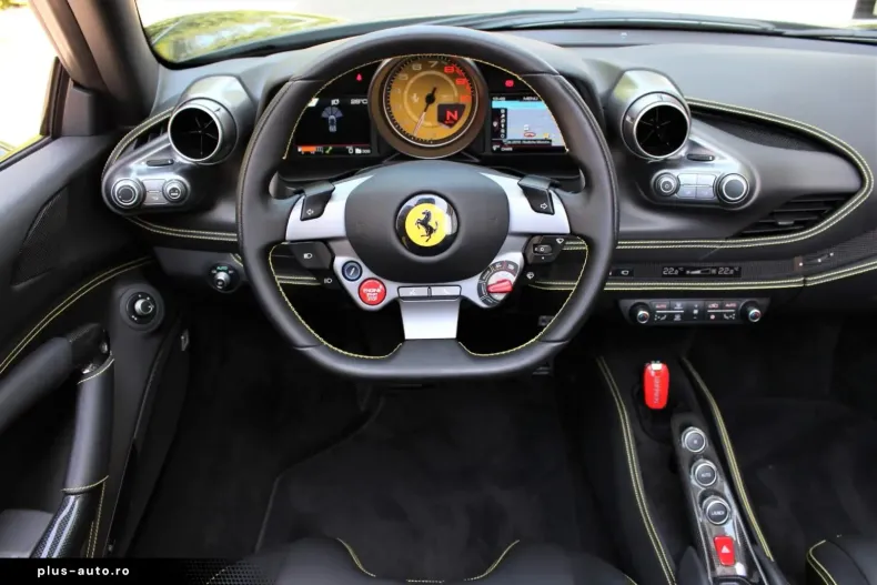 Ferrari F8 din 2022 cu 6.400 km - oferta FER166790 - foto 18