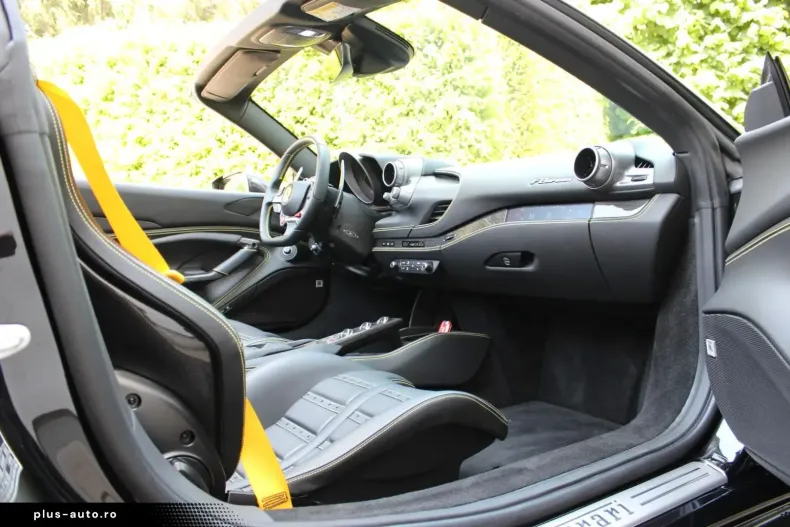 Ferrari F8 din 2022 cu 6.400 km - oferta FER166790 - foto 19