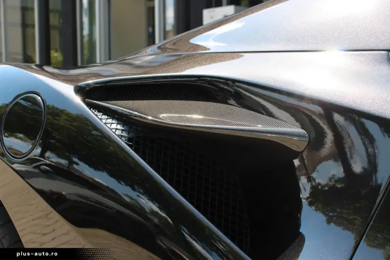 Ferrari F8 din 2022 cu 6.400 km - oferta FER166790 - foto 28