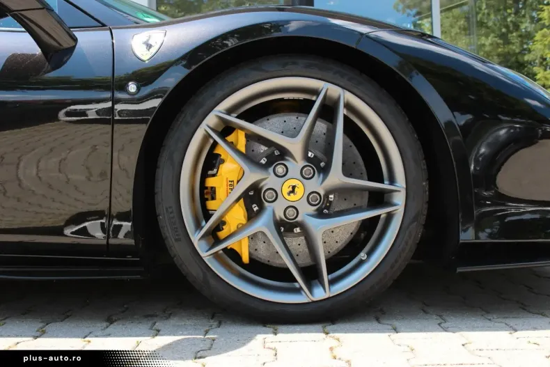 Ferrari F8 din 2022 cu 6.400 km - oferta FER166790 - foto 29