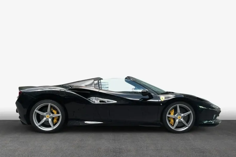 Ferrari F8 din 2022 cu 6.350 km - oferta FER166791 - foto 4