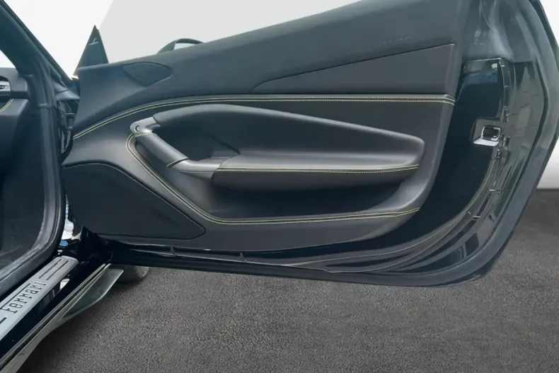 Ferrari F8 din 2022 cu 6.350 km - oferta FER166791 - foto 14