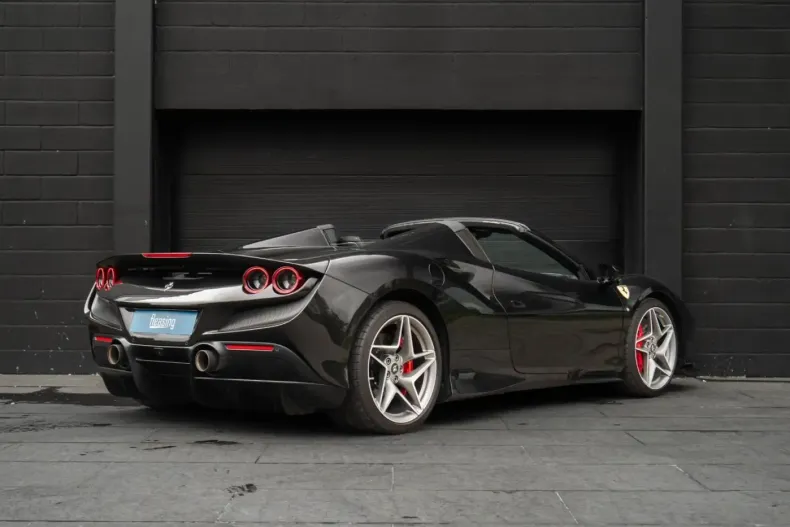 Ferrari F8 din 2020 cu 20.000 km - oferta FER166792 - foto 3