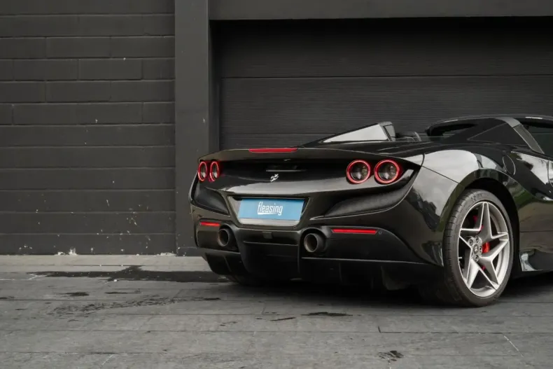 Ferrari F8 din 2020 cu 20.000 km - oferta FER166792 - foto 4