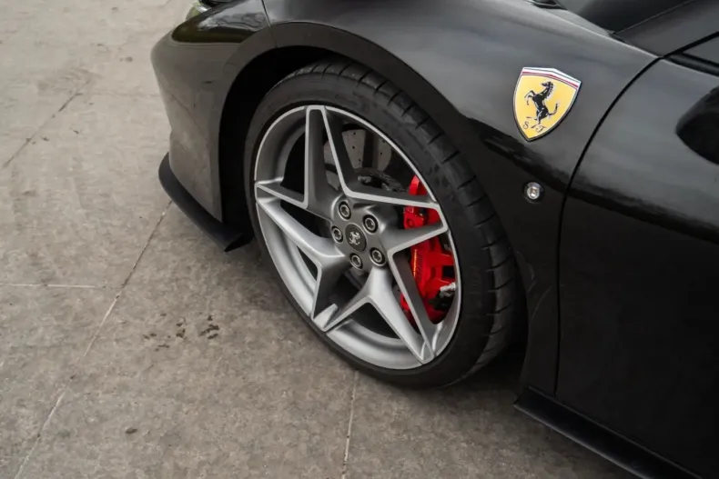 Ferrari F8 din 2020 cu 20.000 km - oferta FER166792 - foto 5