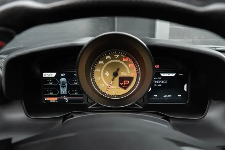 Ferrari F8 din 2020 cu 20.000 km - oferta FER166792 - foto 13