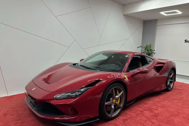 Ferrari F8 din 2021 cu 4.500 km - oferta FER166794 - foto 1